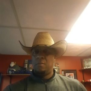 Meet your Posher, Fred